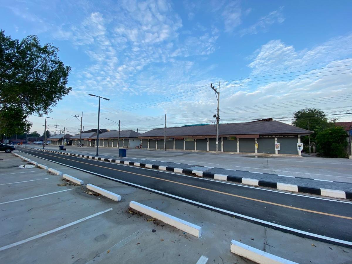 Chuanchom Resort 파탈룽 외부 사진